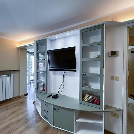 25 * בפורטורוז