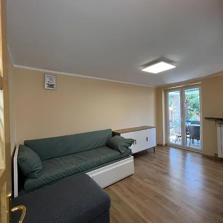 25 * בפורטורוז